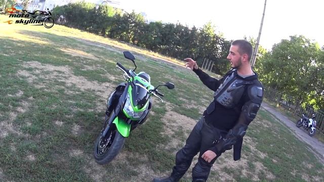 обзор Kawasaki Z1000 2010-2014