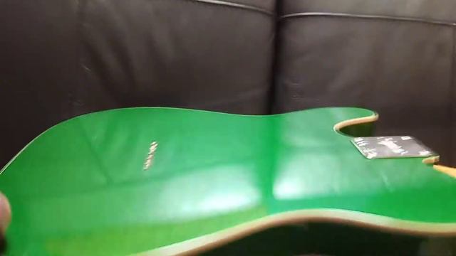 squier classic vibe. candy apple green. смотреть онлайн