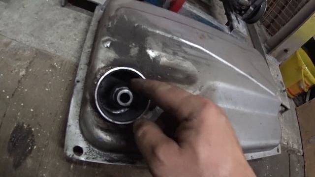 Гидробак из металлолома.