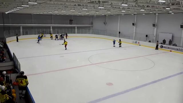 Первая шайба на первом любительском турнире в ЛК "Южный лёд" смотреть онлайн