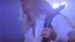 Megadeth - Hangar 18 [OFFICIAL VIDEO] [3D]