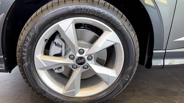 COM MOTOR 2.0 TFSI EM TODAS AS VERSÕES: CONHEÇAM O AUDI Q3 SPORTBACK PERFORMANCE BLACK 2022 смотреть онлайн