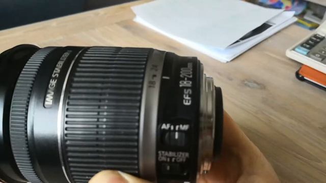 Объектив Canon EF-S 18-200mm смотреть онлайн