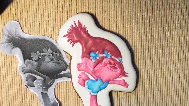 Имбирный пряник Роспись Айсинг Тролли Розочка Часть 2-роспись кистью