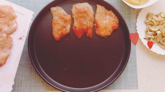 ЗАКУСКА на ПРАЗДНИЧНЫЙ СТОЛ, КУРИНОЕ Филе с АНАНАСОМ и ГРИБАМИ.Ну очень вкусно смотреть онлайн