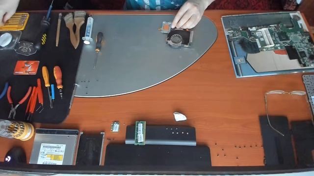 Disassembly HP Compaq Presario CQ57 383SR QH800EA смотреть онлайн