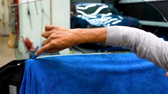 HOW TO TINT: *FRAMELESS* Windows on an Audi TT смотреть онлайн