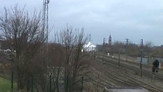 Tornado passing Bank Top Darlington, towards Albert Hill Junction, 1 Feb 09 смотреть онлайн