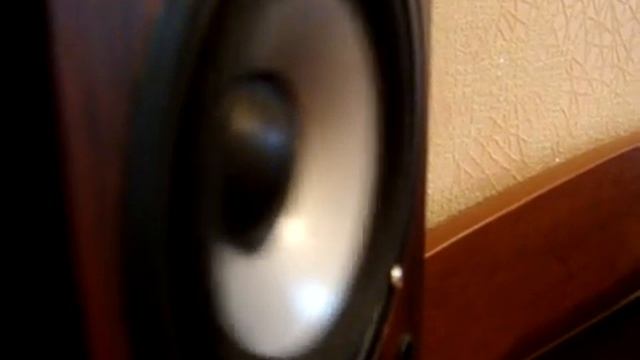 Defender Hollywood 90.MPG