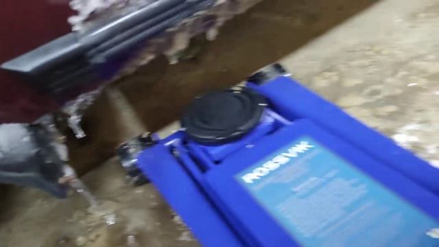 Rossvik V3 low profile краткий видеообзор подкатного домкрата Россвик смотреть онлайн