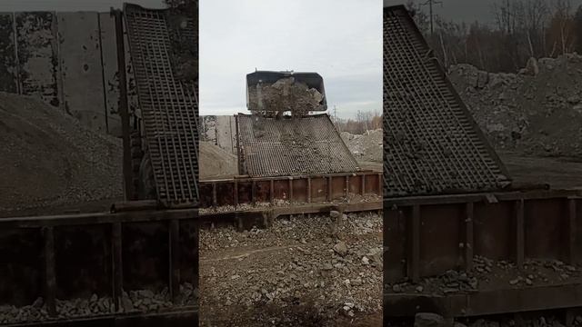 сеялка после ремонта и модернизации. Визуальный эффект с трубой и камнем. Большой бос! смотреть онлайн