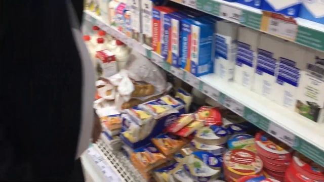 №974 Даня подстригся ? ПОЕХАЛИ на ДАЧУ ? Покупки в МАГНИТЕ ? СУББОТА Шикарная ПОГОДА Дачные ДЕЛА смотреть онлайн