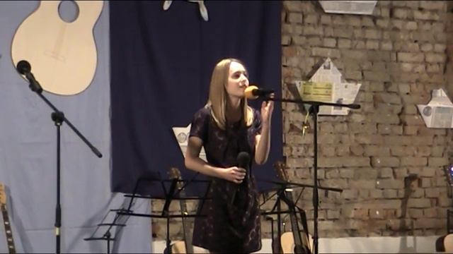 ЭТА ЖЕНЩИНА В ОКНЕ. МИЛОСЛАВА и гитара Ильи РАЗУМИЛОВа. Синий троллейбус, Клайпеда 7.10.2018. смотреть онлайн