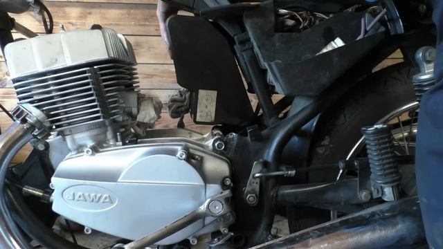 Установил новый двигатель на Яву смотреть онлайн