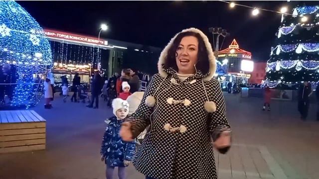 Песня "С новым годом!", поёт Екатерина Басова смотреть онлайн