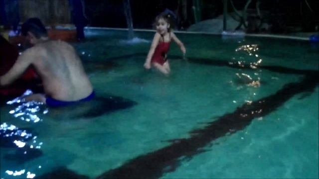АКВАПАРК ДЖУНГЛИ, САМЫЙ ЛУЧШИЙ АКВАПАРК ДЛЯ ДЕТЕЙ И РОДИТЕЛЕЙ смотреть онлайн