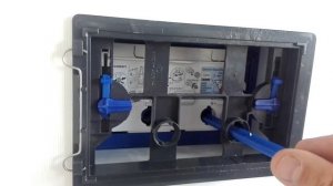 Монтаж кнопки на инсталляцию Geberit