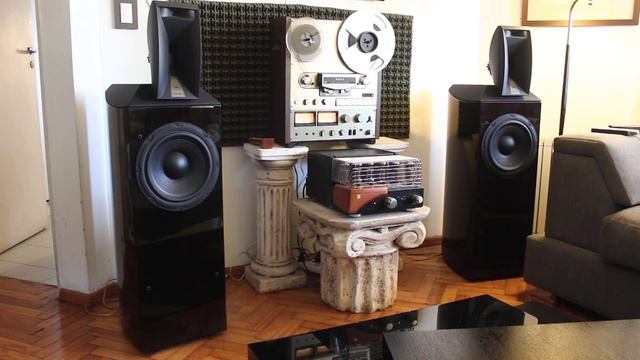 Analog playback from head to toe смотреть онлайн