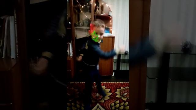 Бузова"Мандаринки" танцуют все) смотреть онлайн