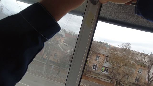 Створка окна при открывании откидывается ПОЧЕМУ? смотреть онлайн