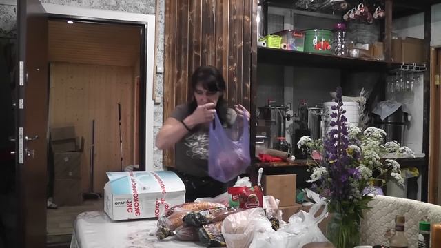 НА БЕЛОЙ КОЗЕ ДЕНЬ ОТКРЫТЫХ ДВЕРЕЙ смотреть онлайн