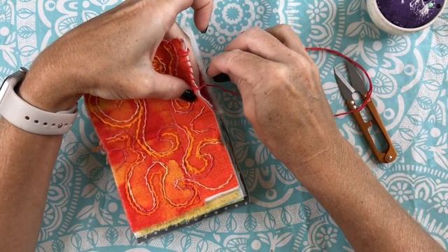 Beginner's Guide to Making a Fabric Book Part 3| Learn How to Build A Fabric Book | Sew With Me смотреть онлайн