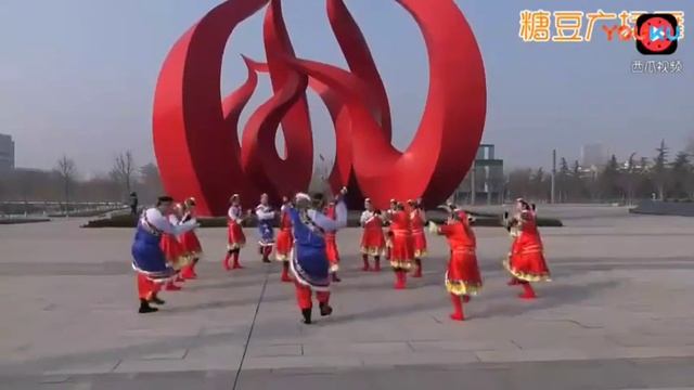 格桑拉‖广场舞‖Square dance‖baile cuadrado‖Danse carrée‖رقصة مربعة‖Сквер-данс‖Quadrilha‖चौकोर नृत्य смотреть онлайн