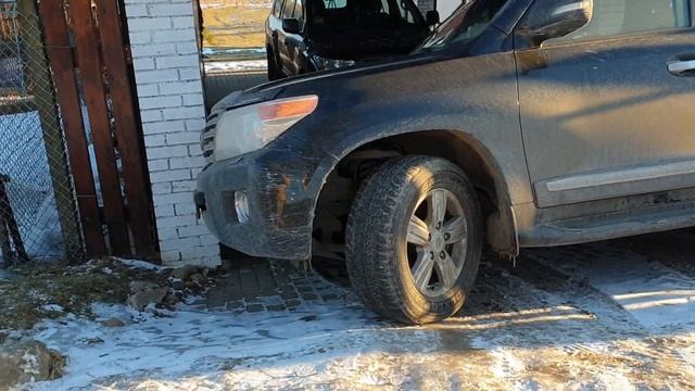 Новые,очень дорогие ворота ,,двухсотые,,. смотреть онлайн