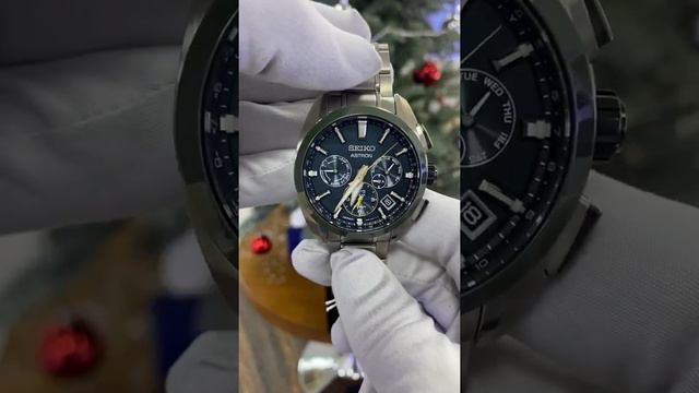Наручные часы Seiko Astron SSH071J1 смотреть онлайн