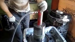 снятие конуса демультипликатора коробки вольво айшифт volvo i shift  часть 1