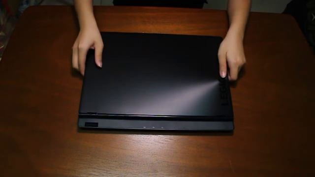 Lenovo Legion Y530 Unboxing and Overview | 联想拯救者Y530开箱体验 смотреть онлайн