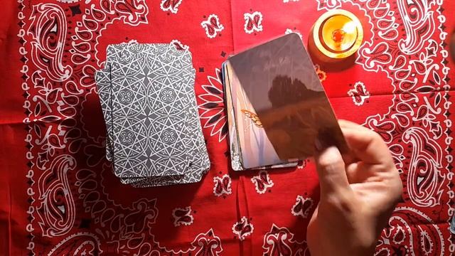 Оракул Таро Солнца. Обзор. Часть 2 смотреть онлайн