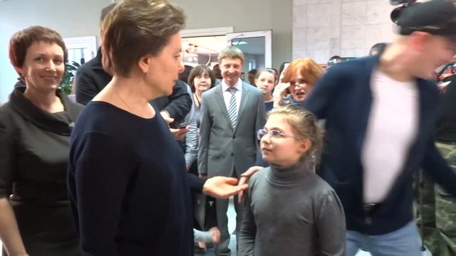 Девочка из Сургута хочет стать мэром города смотреть онлайн