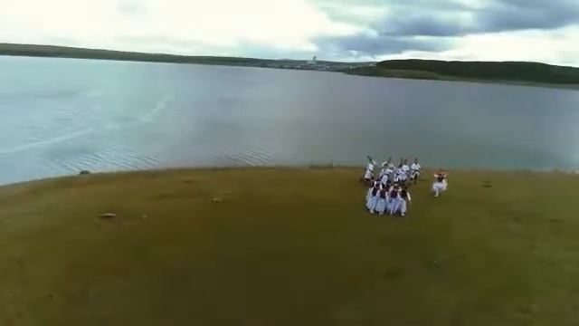 Ансамбль народного танца Ҡалҡан. Флеш-моб смотреть онлайн