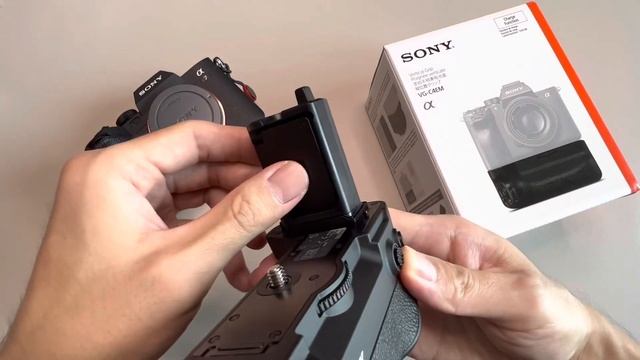 Sony Vertical Grip on A7iv - MUST HAVE for every Professional Photographer!@Lux_Tech, смотреть онлайн