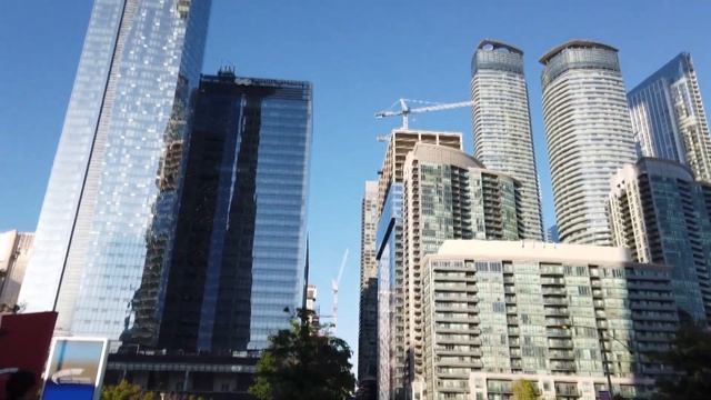 Москва-Торонто. Сколько денег на самом деле нужно для переезда в Канаду? смотреть онлайн