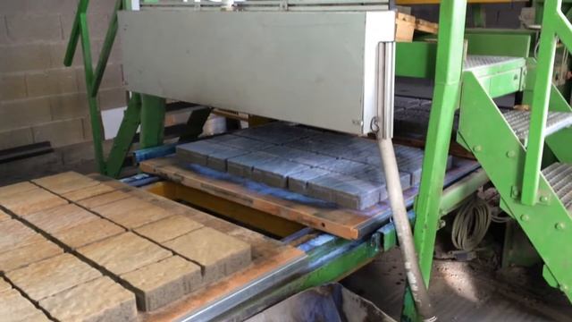 Система нанесения защитного лака на бетонную продукцию BM SPUR10 смотреть онлайн