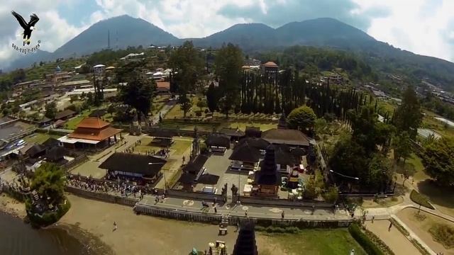 Pura Ulun Danu Bratan - Bali смотреть онлайн