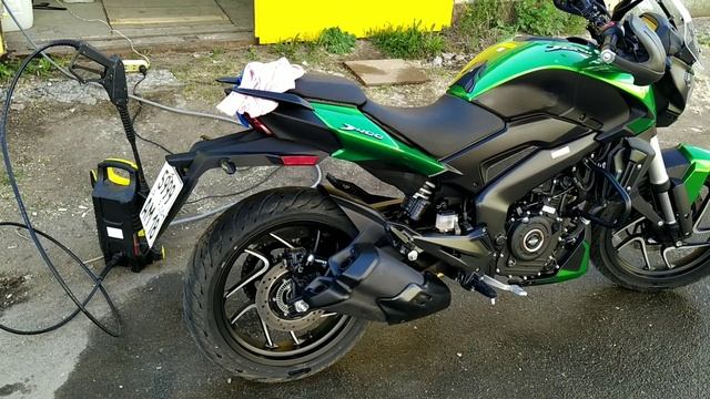 ГАРАЖ-BAJAJ. Чем мыть и чем вытирать ваш мопед?! смотреть онлайн