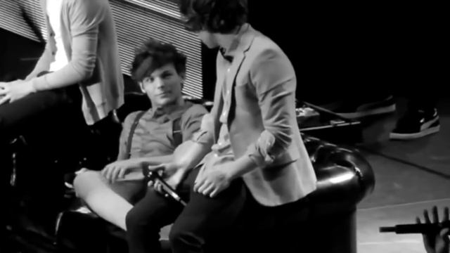 harry and louis being unable to keep it in their pants смотреть онлайн