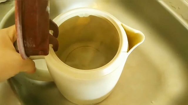 Как очистить чайник от накипи, легко и быстро. 100% результат. смотреть онлайн