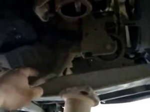 Замена поддона двигателя митсубиси