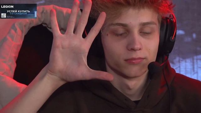 ГАДАЮТ НА РУКУ ПОКИ смотреть онлайн