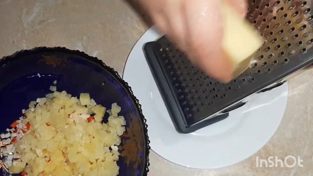 Тарталетки с крабовыми палочками и ананасами. Tartlets with crab sticks and pineapples. смотреть онлайн