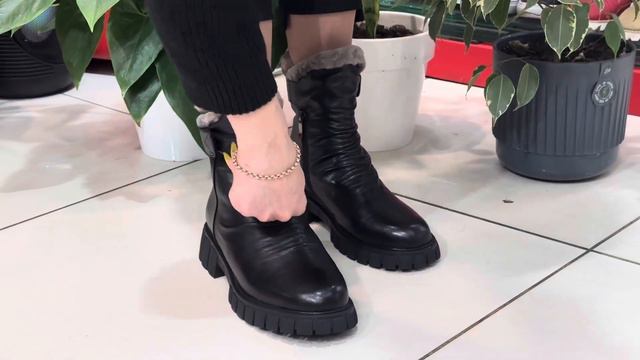 Мягкие ботинки из нат. кожи и меха🔥☎️ 89104825075 Отправляем по всему миру🌎Москва смотреть онлайн