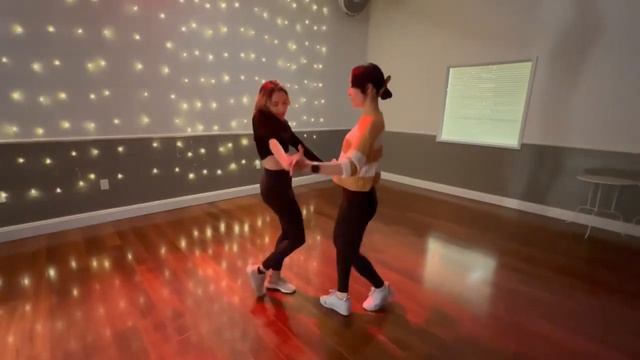 Sensual Bachata @DF Dance Studio in Salt Lake City смотреть онлайн