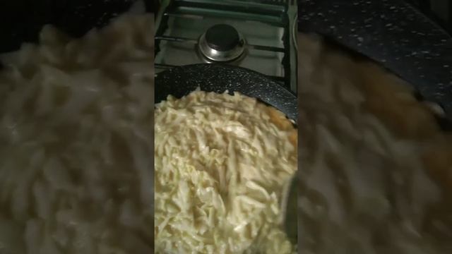 Пироги с морковью и кориандром