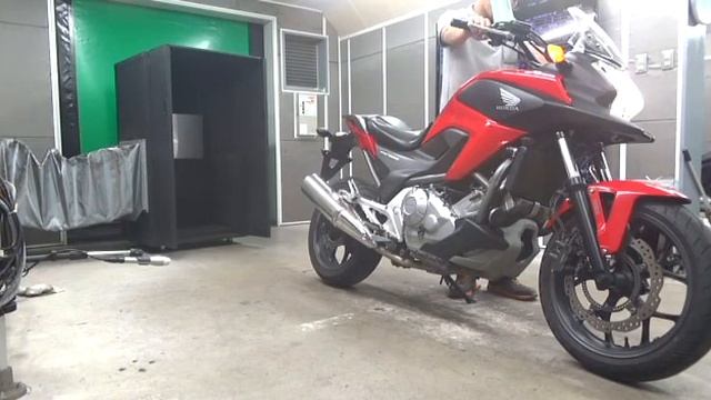 HONDA NC 700 XA смотреть онлайн