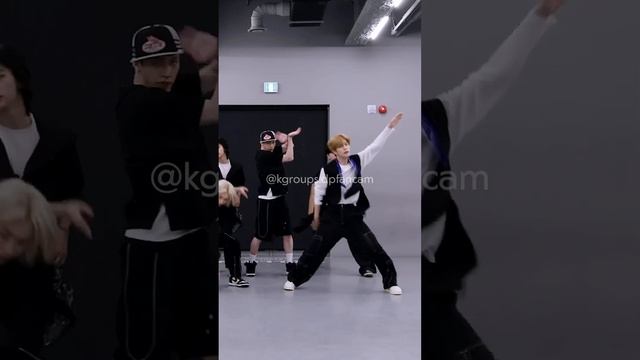 STRAY KIDS 'S-Class' || Dance Practice - [Changbin Fancam]