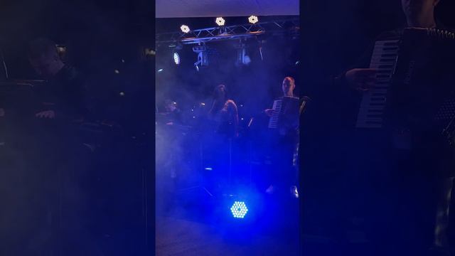 Марина і компанія. МАРИНА ПОЛОНЧАК . Ресторан ДАЧА смотреть онлайн